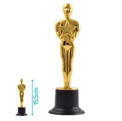 Juguete Para Piñata Trofeo Oscar Oro